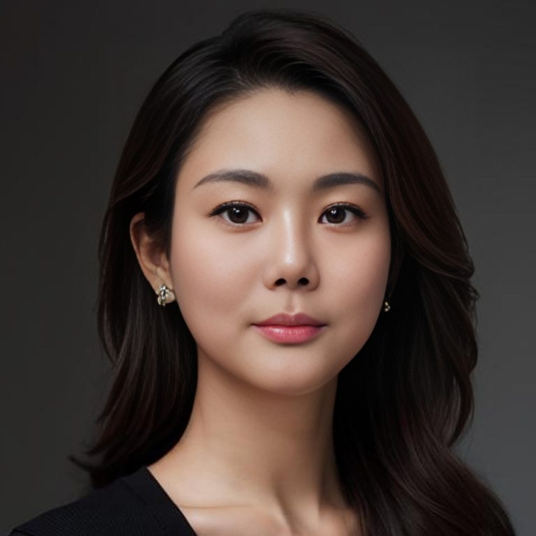 alt="customized leather journal"